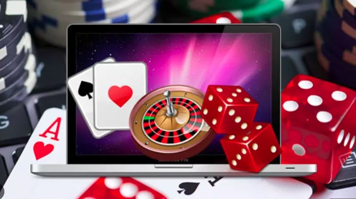 How to Play Online Casino Games with Friends